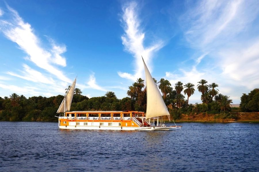 Dahabiya Nile Cruise 4 Nights Luxor to Aswan