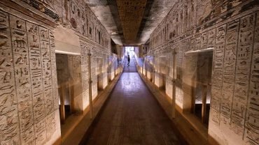A Complete Guide to Exploring Egypt’s Ancient Tombs and Temples
